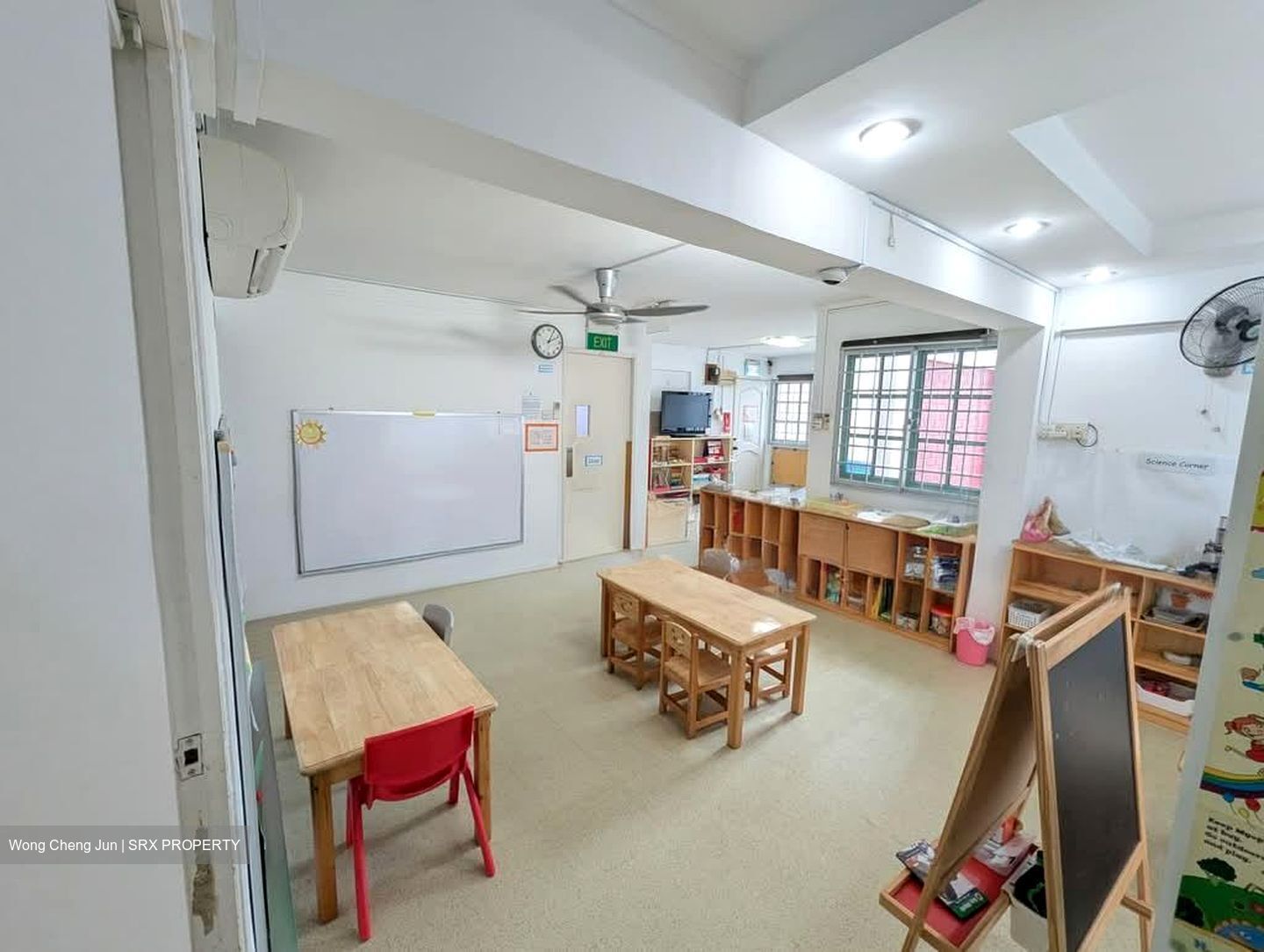 Hougang Street 22 (D19), Shop House #539112211